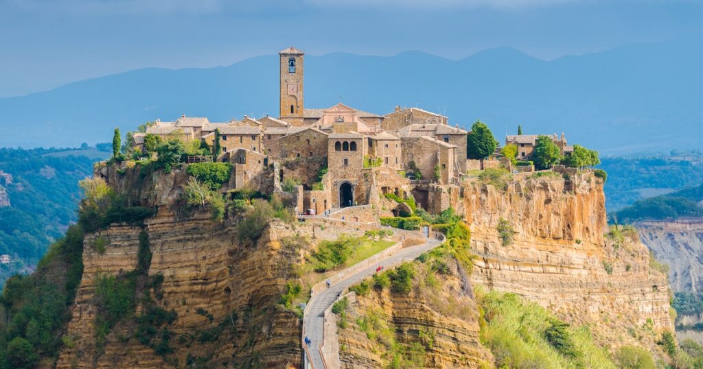 意大利天空之城civita di bagnoregio